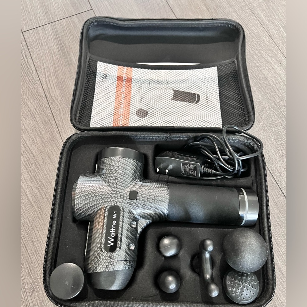 Muscle stimulator massage gun